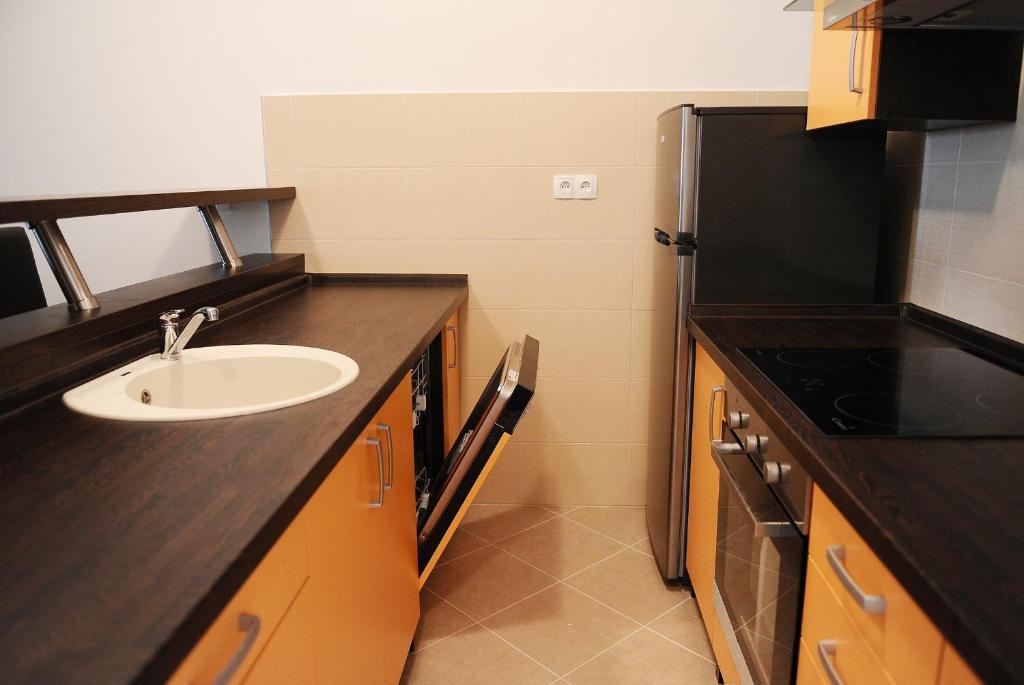 Apartments Delta Trogir Eksteriør billede