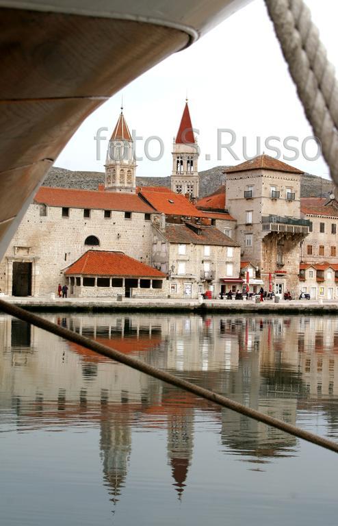 Apartments Delta Trogir Eksteriør billede