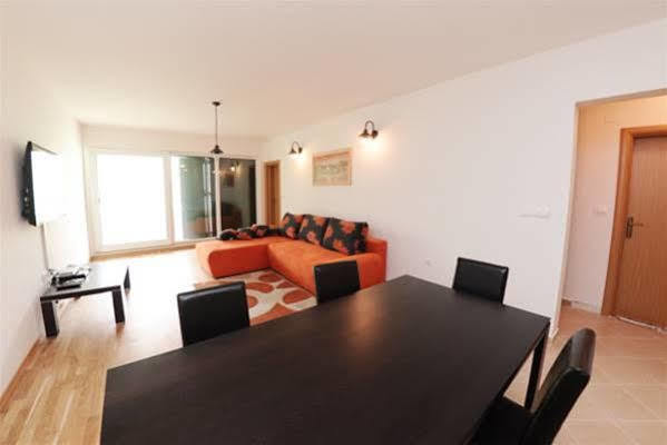 Apartments Delta Trogir Eksteriør billede