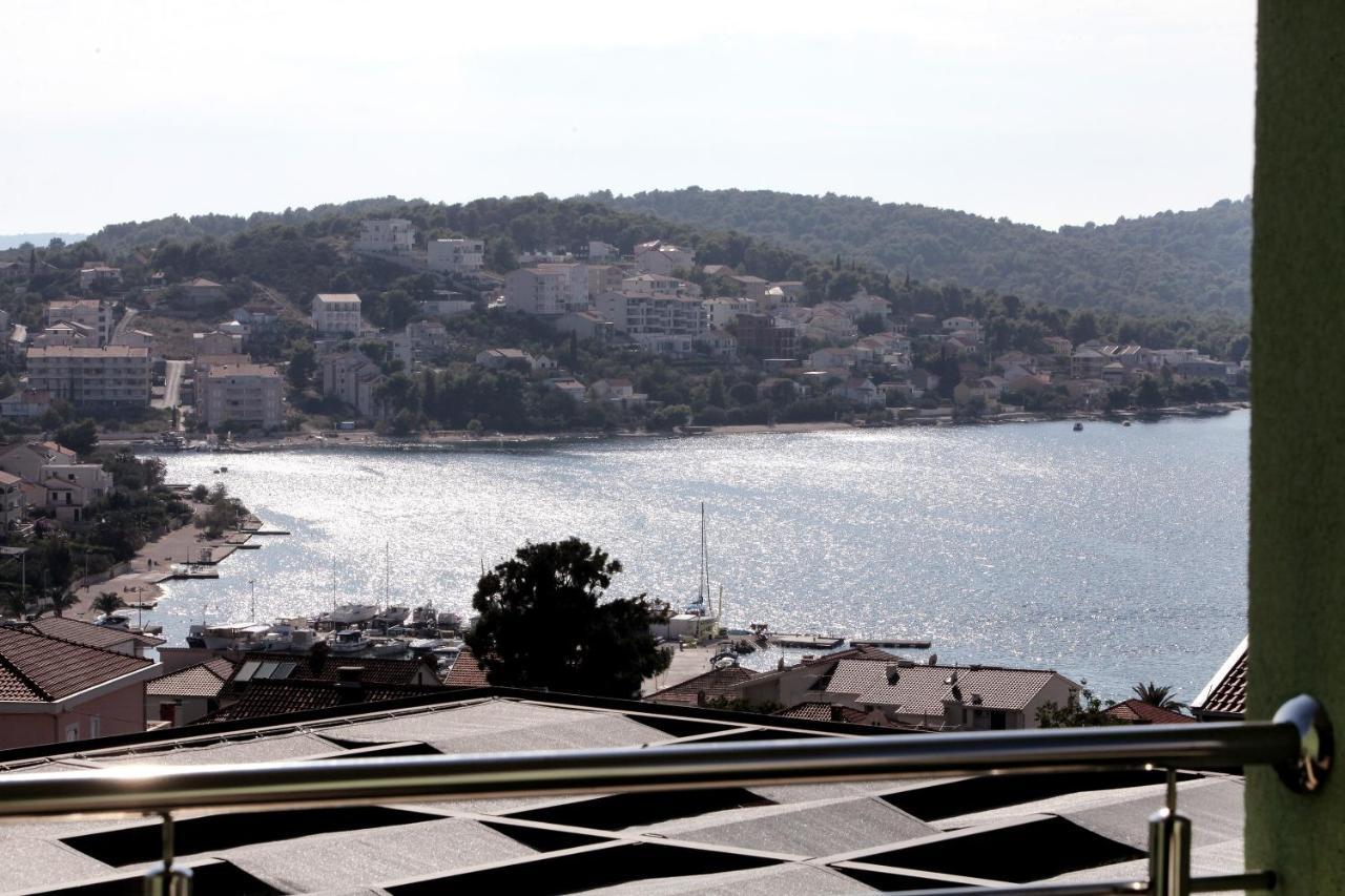 Apartments Delta Trogir Eksteriør billede