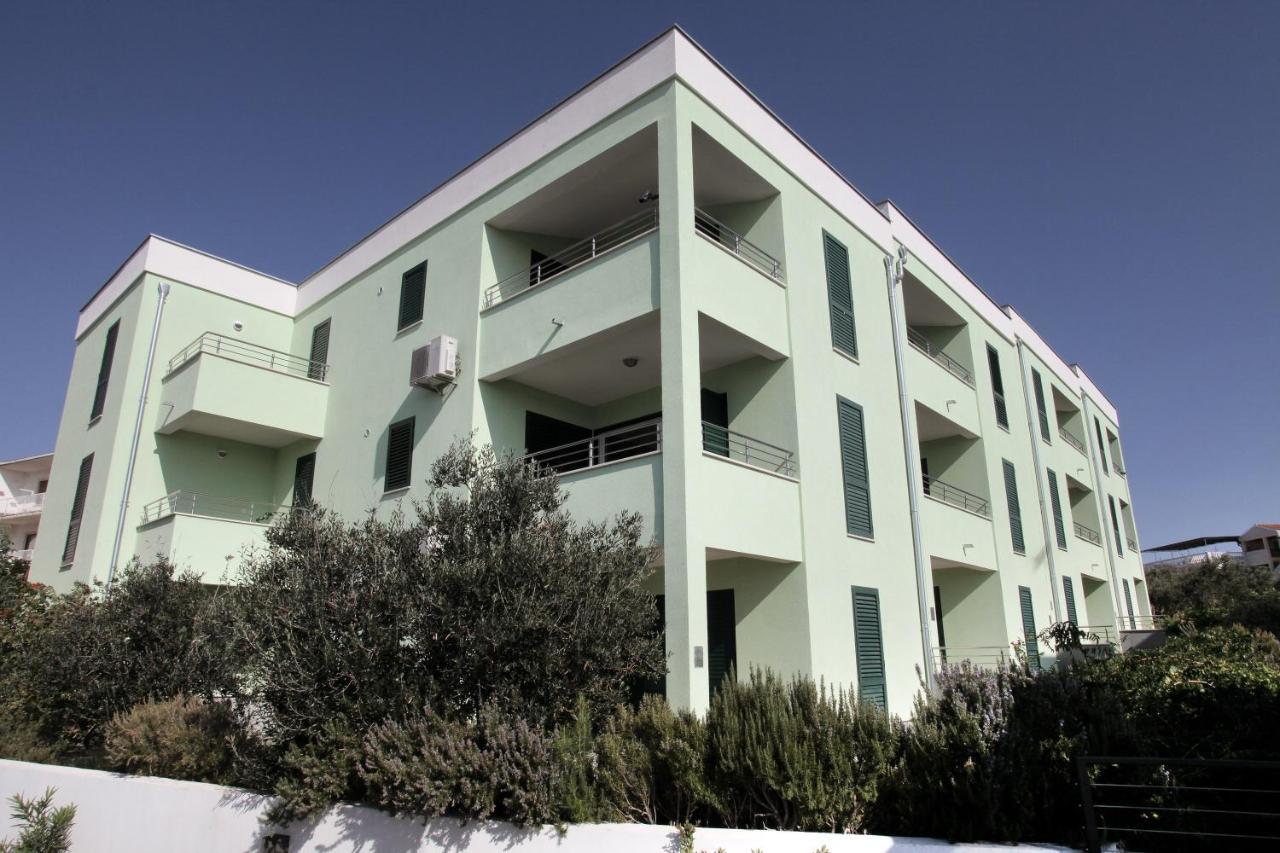 Apartments Delta Trogir Eksteriør billede